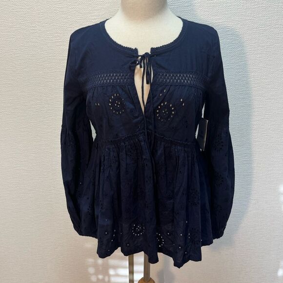 🎉HP 🎉 NWT Susina Navy Peacoat Blouse - Picture 1 of 11